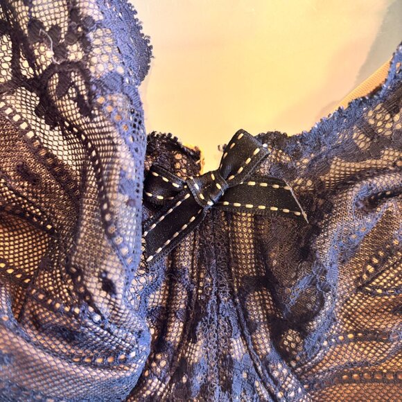 Chantelle Rive Gauche Lace Black Underwire Bra 32DDD - Picture 4 of 13